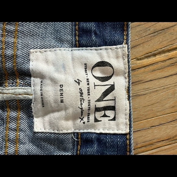 One Teaspoon Cadillac in Pacifica Destroyed Denim Pencil - Picture 7 of 8